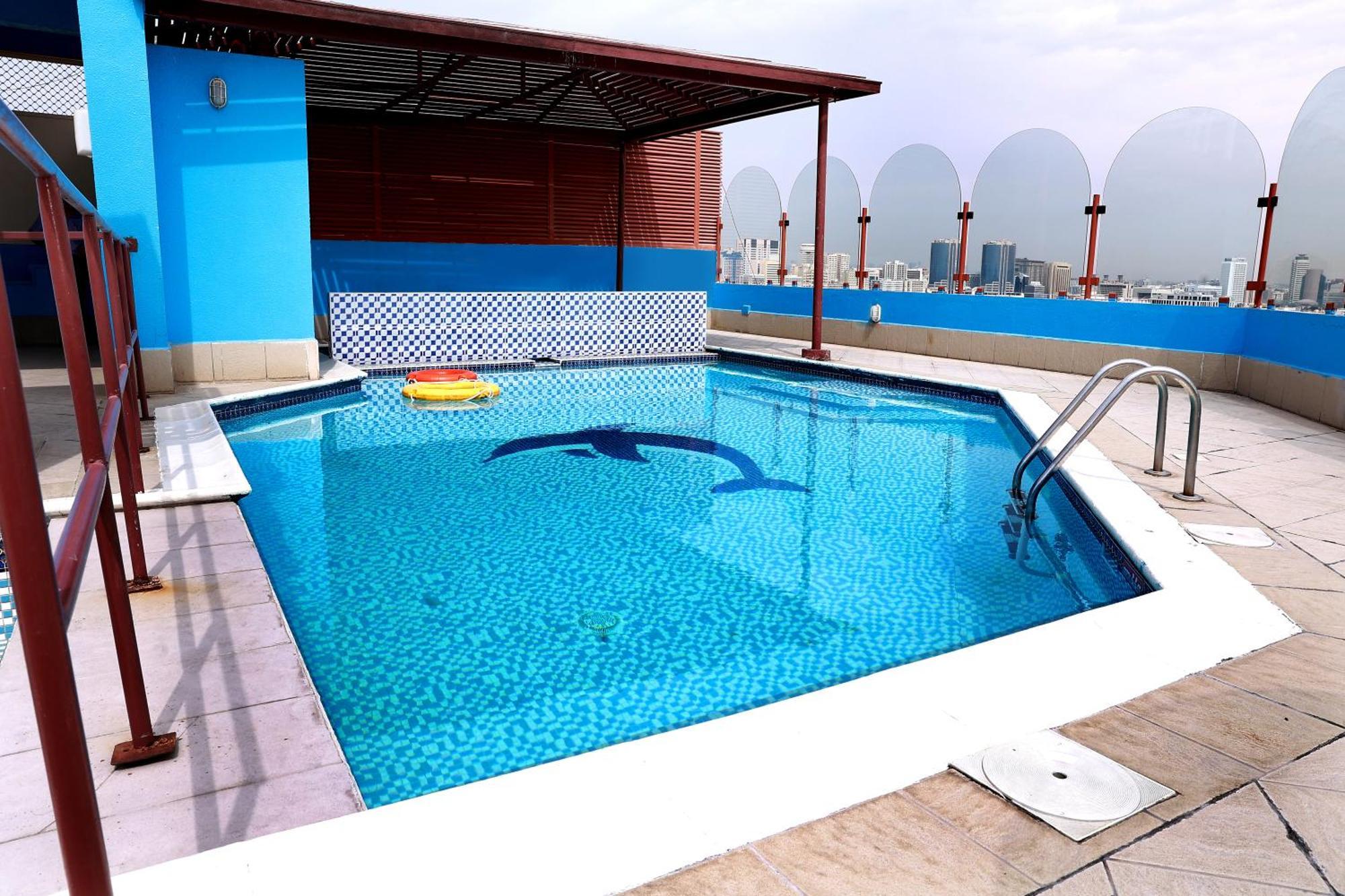 Dolphin Hotel apartamentos Dubái Exterior foto